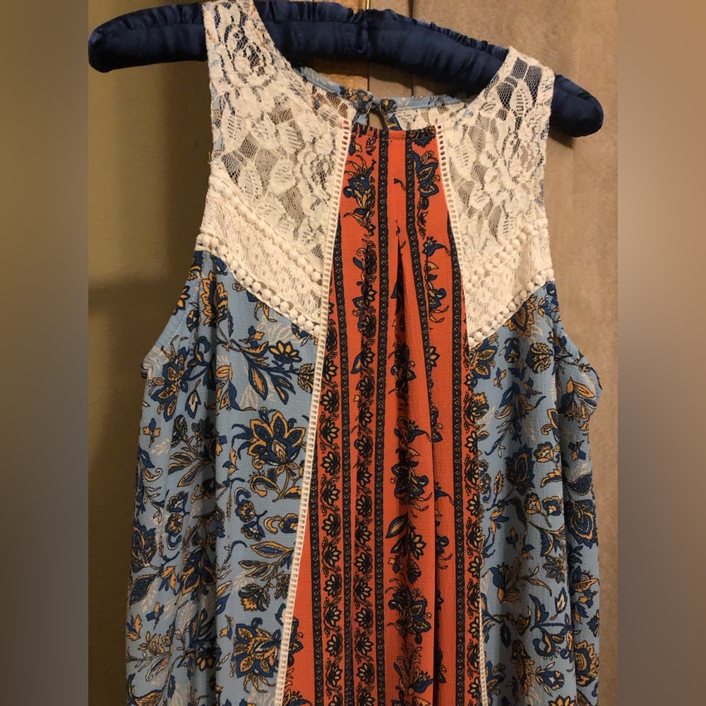 Xhilaration large paisley and lace dress